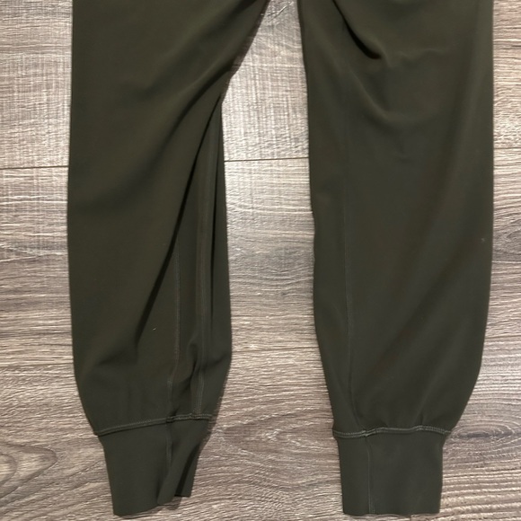 lululemon Align Jogger High-Rise 28” Nulu – green – Size 6 - Picture 6 of 12